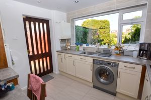 Kitchen- click for photo gallery